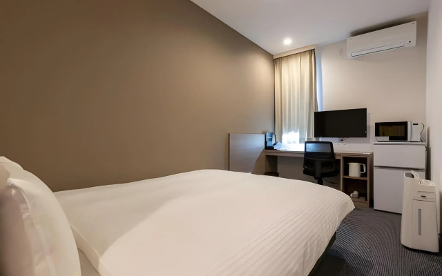 HOTEL R9 The Yard Ena