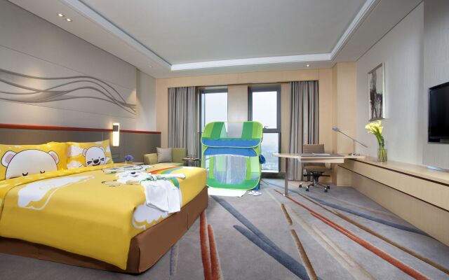 Holiday Inn Suzhou Huirong Plaza, an IHG Hotel