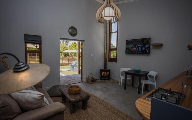 A Hilltop Country Retreat