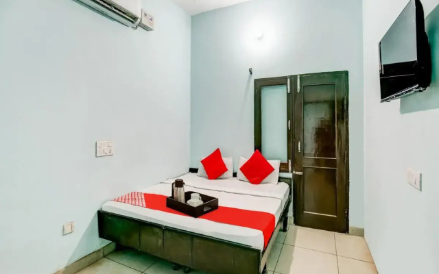 Oyo Flagship 703865 Moonlight Guest House