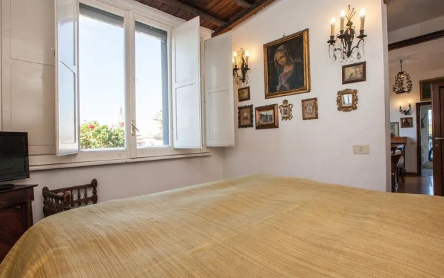 Rental in Rome Ceaser Penthouse