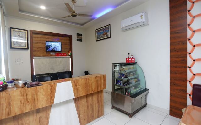 OYO 17312 Tandoori Veg Hotel