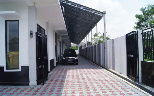 OYO 3843 Medical Kost Syariah