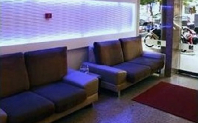 Royal Hotel