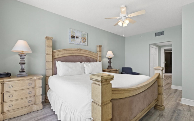 Majestic Beach Towers 2-1704