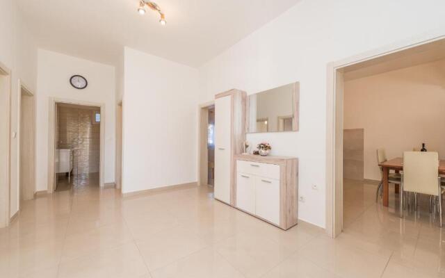 Holiday Home Ana