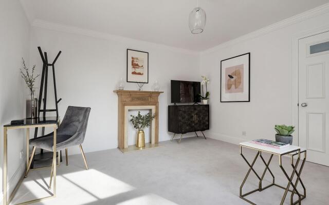 3 Sloane Gardens by UnderTheDoormat
