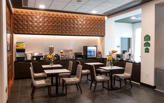 Wingate by Wyndham Angola