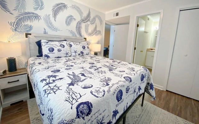 Jellyfish Hideaway by Sea Scape Properties