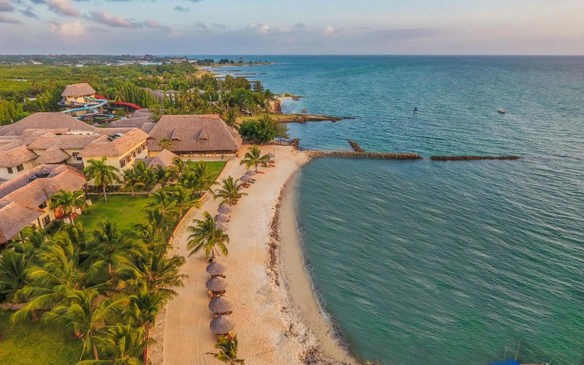 White Sands Resort & Conference Centre