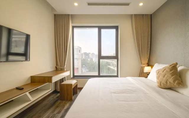 Luxe Paradise Suites Tay Ho