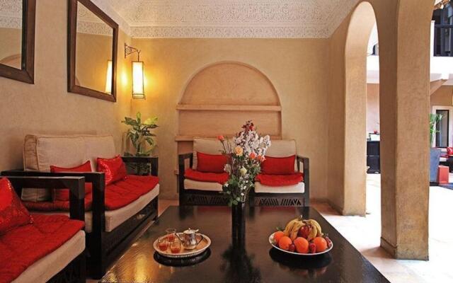 Riad Isis