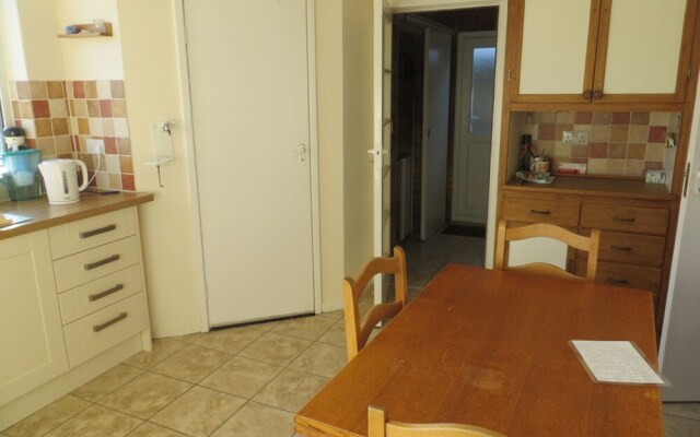 Westmead. Chalet Bungalow