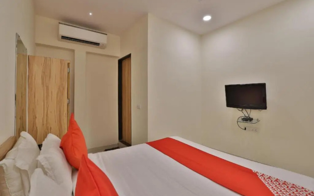 Hotel Radhanand by OYO Rooms