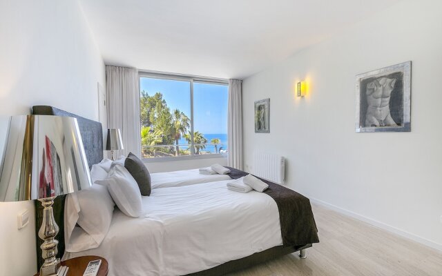 Villa BAY Blue by Priority