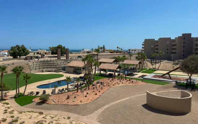 Relaxing Getaway 2BR Condo