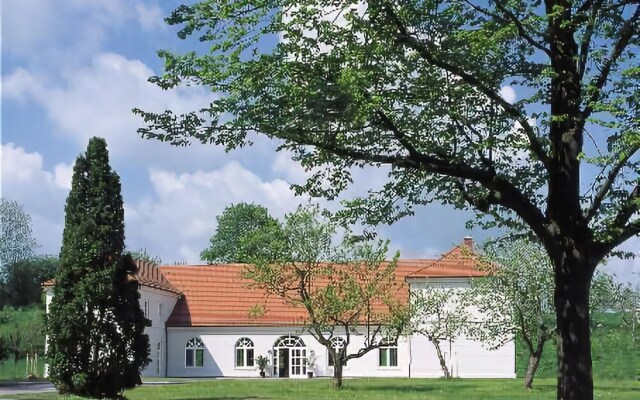Hotel Schloss Wedendorf