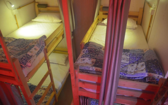 Salaam Namastey Backpackers