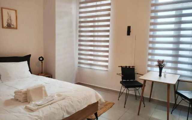 Cozy big room near Taksim R4- Home design