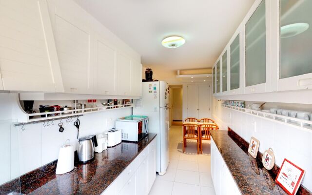 Oceana Suites Esturion ∙ Suite 301