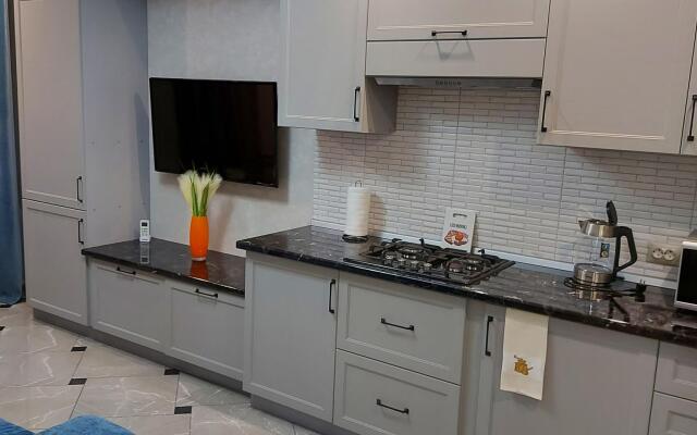 5-star apartment on 1A Shamil Dzhikaev Street