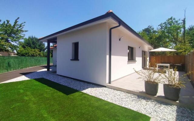 Maison Garbay spacieuse parking jardin