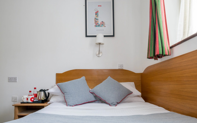 OYO Abbey Hotel, London Shepherd's Bush Market