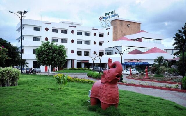 Hotel Golden Palace