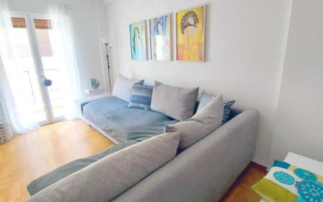 Noelli Cozy And Modern Apartment