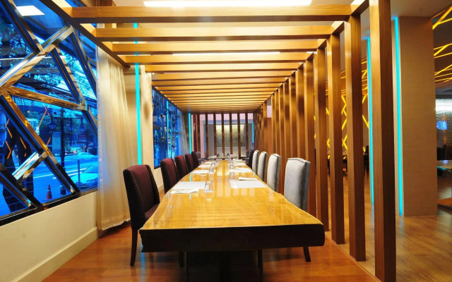 One One Bangkok Hotel