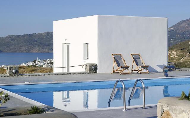 Lithos Luxury Rooms - Adults Only