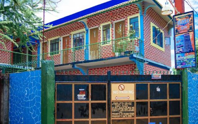 Dmi Hotels and Apartments, Tabaco City Albay by RedDoorz