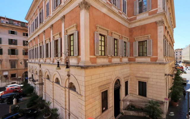 Piazza Venezia Grand Suite