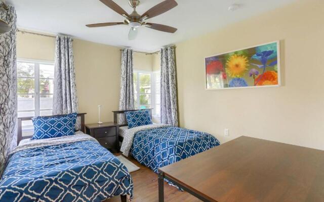 Dunedin Main Street Bungalow