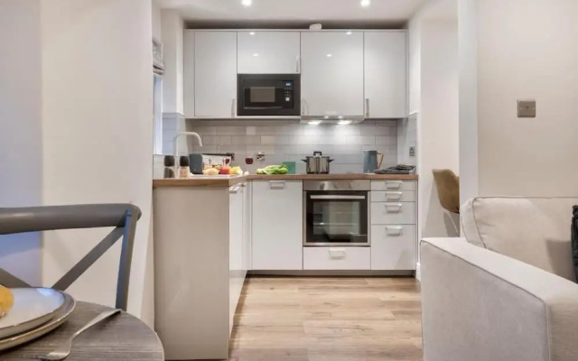 Courtyard Apartments