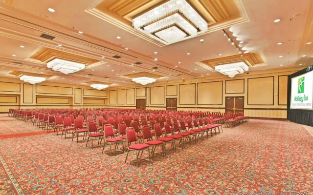 Holiday Inn Toronto - Int'l Airport by IHG