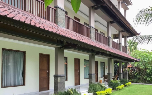 Pondok Mesari Padma Legian RedPartner