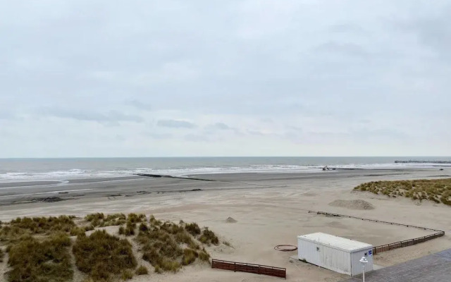 Couple Stay Near Beaches