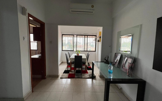 Apartamento África T2 em Zona Comercial de Luanda