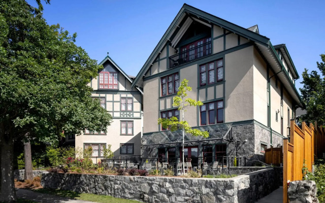 Abigail's Hotel
