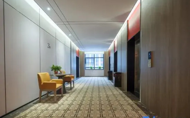 Zhenyue Hotel (Headquarters Base)