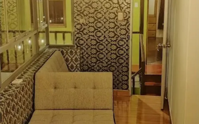 Zarate's Hostel