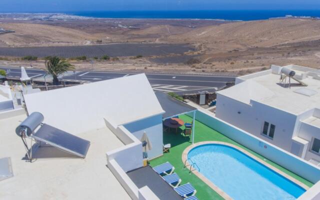 Villa Reyes
