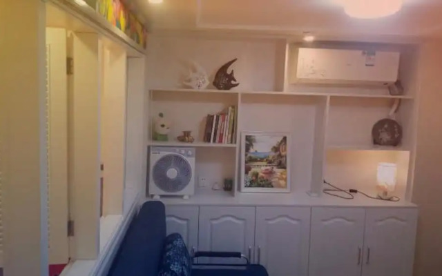 Railway Station Splendid Elegant Apartment