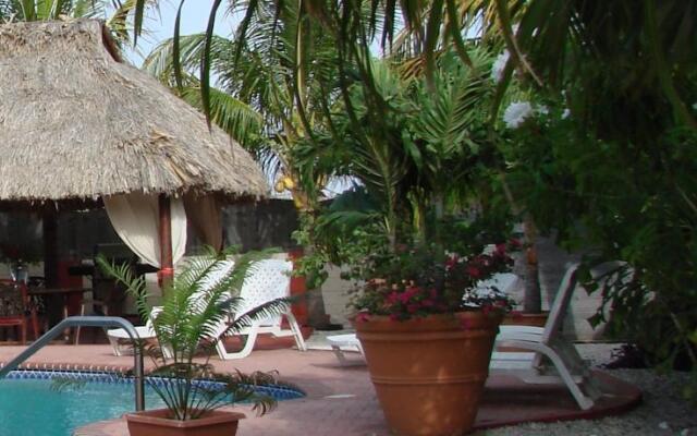 Cunucu Villas - Aruba Tropical Garden Apartments