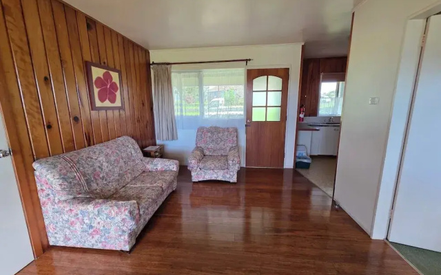 Fletcher Christian Apartments - Isabella Suites