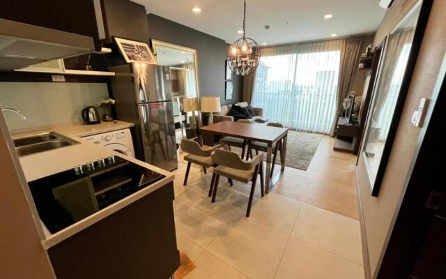 Astra 2 Bedroom B1102 Condo By Ping
