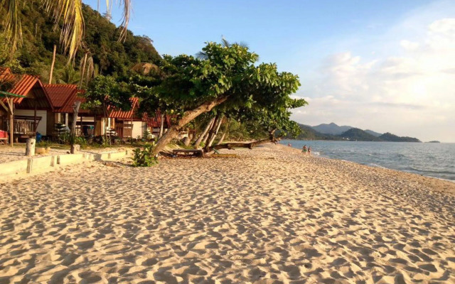 White Sand Beach Resort