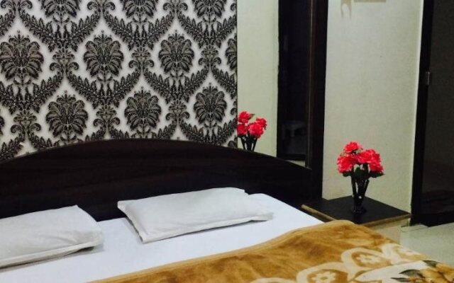 Hotel Vrandavan Palace