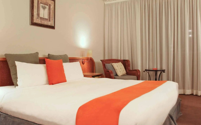 Pacific Bay Resort
